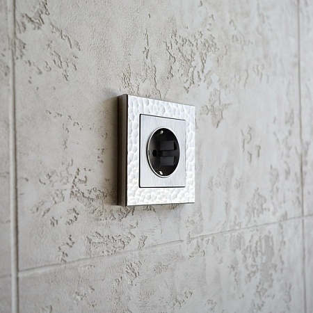 W0012406/ Рамка на 1 пост Hammer (серебряный) комплект 2 шт W0012406 - фото