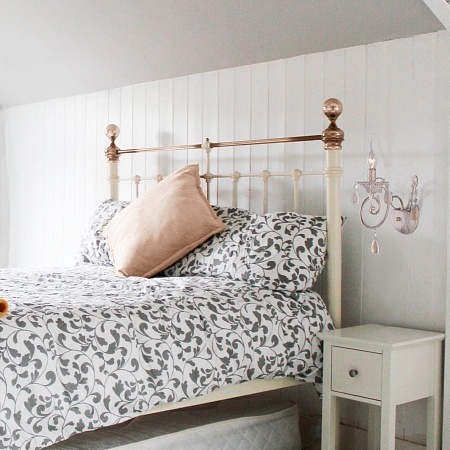 Настенный светильник Eurosvet 10009/1 золото с белым - фото