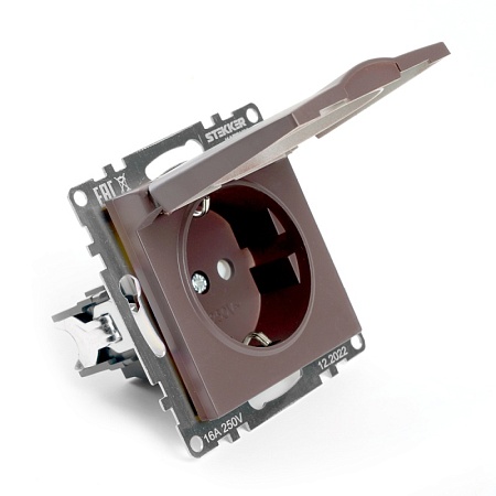 Розетка 1-местная с/з с крышкой (механизм), STEKKER GLS16-7112-04, 250В, 16А с защитной шторкой, серия Катрин, шоколад - фото