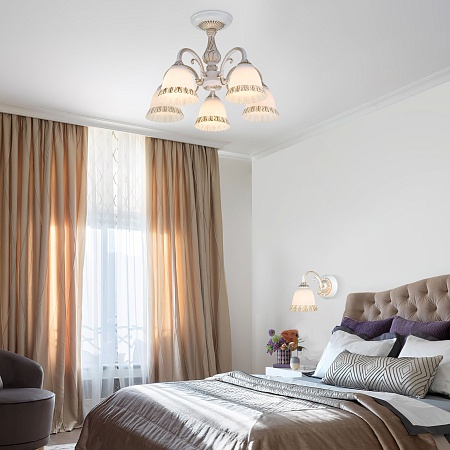 Потолочный светильник Eurosvet 60107/5 белый с золотом - фото