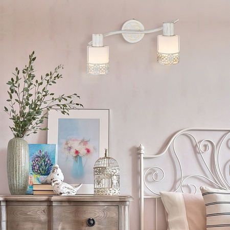 Настенный светильник Eurosvet 20025/2 белый с золотом - фото