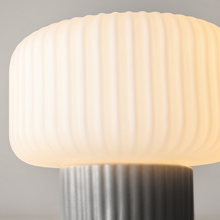 Настольный светильник Maytoni MOD404TL-01GR - фото