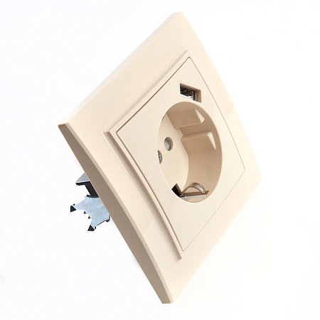 Розетка 1-местная с/з, STEKKER, PST16-9011-02 250В, 16А с защитной шторкой и с USB, серия Эрна, слоновая кость - фото