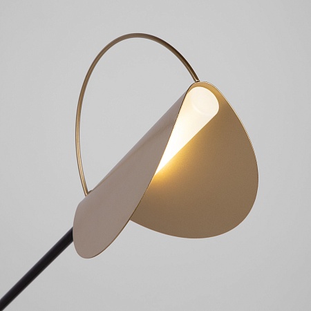 Настольный светильник Eurosvet 01141/1 черный/золото - фото