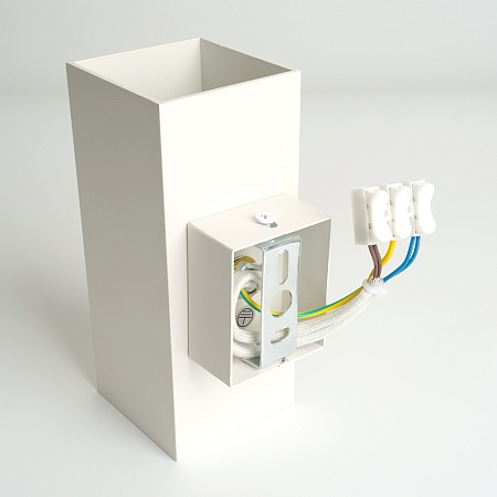 Светильник  настенный Feron ML1740 QUAD   MR16 35W, 230V, 2*GU10,  белый IP20 - фото