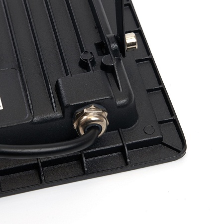 Светодиодный прожектор SAFFIT SFL90-70 IP65 70W 6400K черный - фото