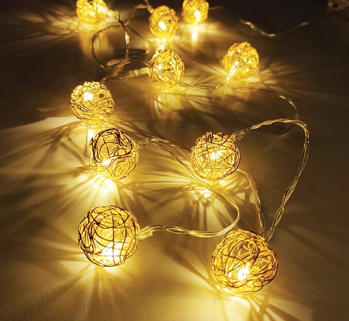 Светодиодная гирлянда Feron CL594 линейная интерьерная Золотые шарики, статичная, 2700K, 1.8 м с питанием от батареек, прозрачный шнур - фото