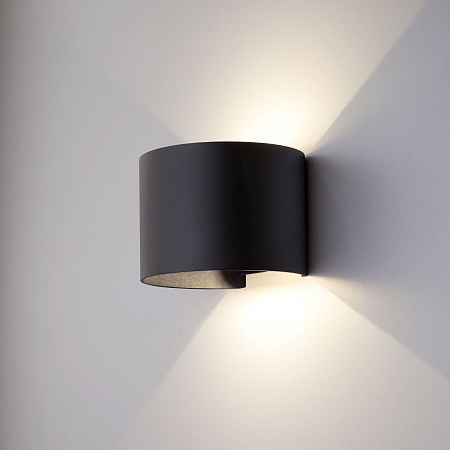 Пылевлагозащи­щенный светодиодный светильник Blade черный IP54 1518 Techno LED черный Elektrostandard - фото