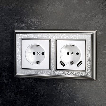 Рамка на 2 поста (хром/белый) W0021431 - фото