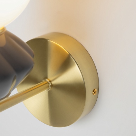 Настенный светильник (бра) Maytoni MOD362WL-L5GR3K - фото