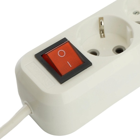 Удлинитель 4-местный с/з с выключ. STEKKER HM071-41-05 3x1мм2, 5м, 250В, 16А, 1USB+2C, 2.4A, сер Home, белый - фото