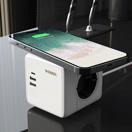 Розеточный блок 3-местный + 3 USB + беспроводная зарядка W6513501 - фото