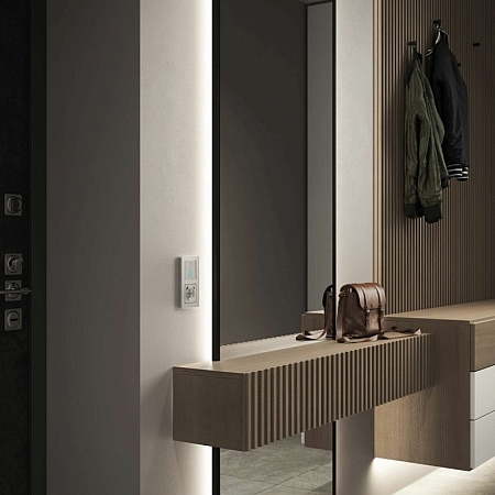 Рамка из металла на 2 поста Platinum алюминий W0022606 - фото