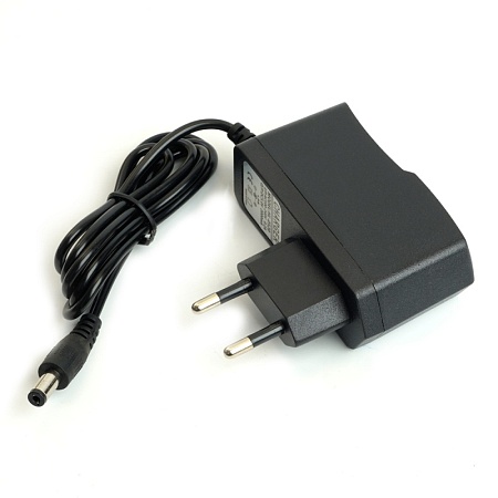 Светодиодный прожектор Feron LL-950 переносной с зарядным устройством IP66 30W 6400K - фото