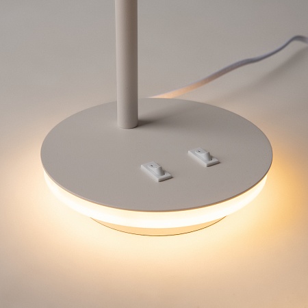 Настольный светильник Maytoni Estudo Z010TL-L8W3K - фото