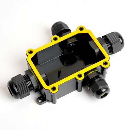 Коробка распределительная STEKKER LD524 ,  водонепроницаемая на 4 выхода, 450V, 140х100х36, черный - фото