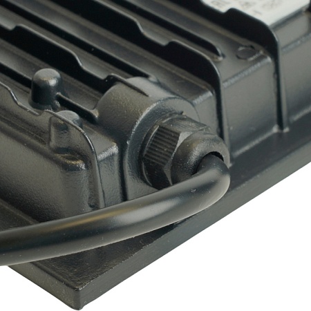 Светодиодный прожектор SAFFIT SFL51-100 IP65 100W 6500K черный - фото