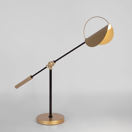 Настольный светильник Eurosvet 01141/1 черный/золото - фото