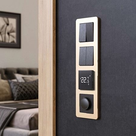 Рамка из металла на 4 поста Platinum шампань W0042611 - фото