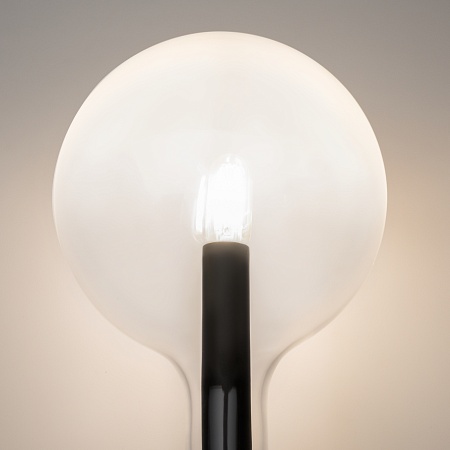 Настенный светильник (бра) Maytoni Status MOD333WL-01B - фото