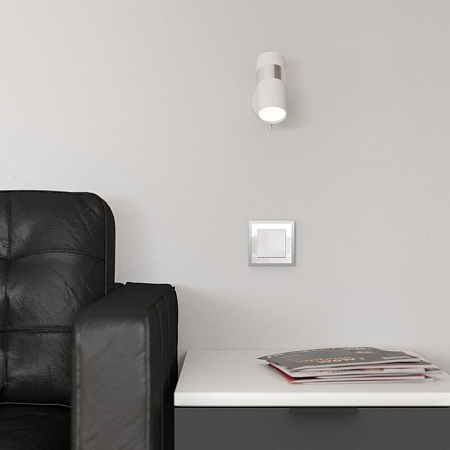 Рамка на 1 пост Baguette (белый/серебро) W0012850 - фото