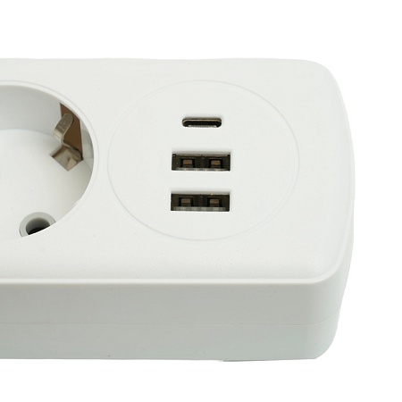 Удлинитель 3-местный c/з 3x1 мм2, 1,8 м, 250В, 10А, 2USB+1Type-C 2,4А, серия Home plus, белый STEKKER HM08-33-02 - фото