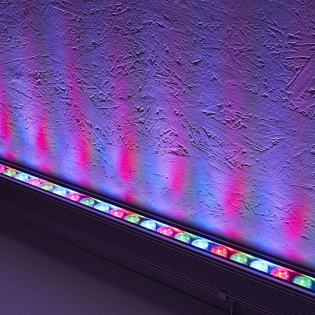 Светодиодный линейный прожектор для подсветки стен с DMX Feron LL-892 36W RGB DC24V IP65 - фото