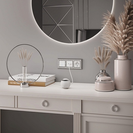 Рамка на 3 поста (хром/белый) W0031431 - фото