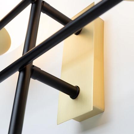 Настенный светильник (бра) Maytoni Nostalgia MOD048WL-02G - фото