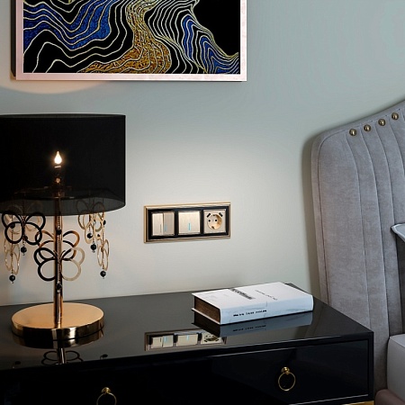 Выключатель двухклавишный проходной с подсветкой шампань рифленый WL10-SW-2G-2W-LED - фото