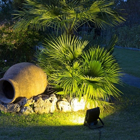 Прожектор светодиодный slus led 10w 6500k Lussole  005 FL LED 10W 6500K IP65 - фото