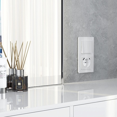 W1110041/ Выключатель одноклавишный (белый акрил) W1110041 - фото