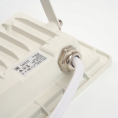Светодиодный прожектор SAFFIT SFL90-30 IP65 30W 6400K белый - фото