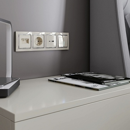 Розетка USB тип A+С слоновая кость W1171803 - фото