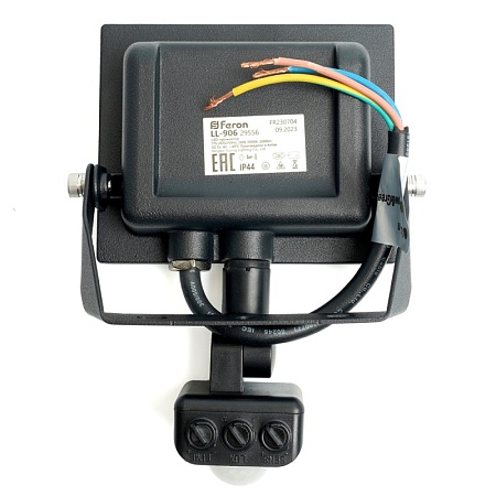 Светодиодный прожектор Feron с датчиком  LL-906 IP44 20W 6400K - фото