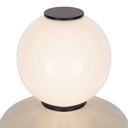 Светильник настенный ST-Luce черный/желтый, опаловый LED 1*8W 3000K SL6134.411.01 - фото