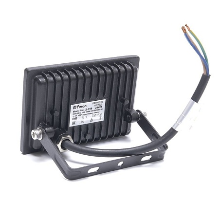 Светодиодный прожектор Feron LL-919 IP65 20W 6400K - фото